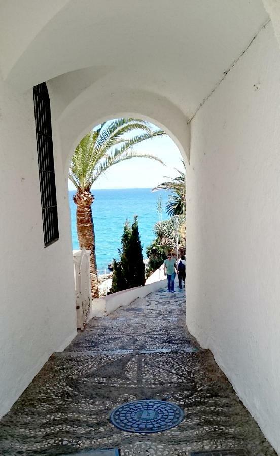 Central Nerja Esterno foto
